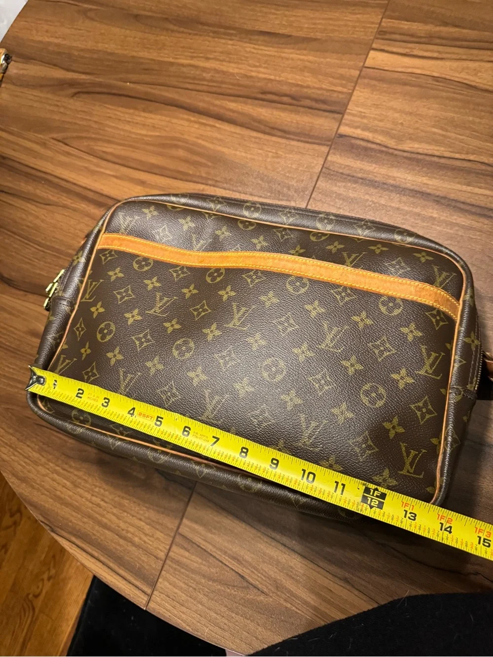 Louis Vuitton GM Reporter Bag